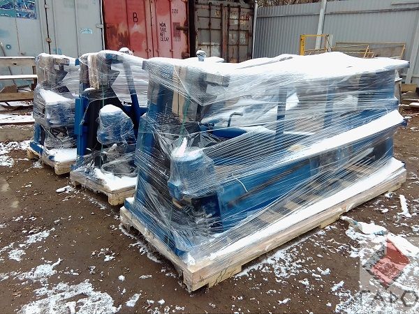 Подъемник для автобусов и сцепок шестистоечный электромеханический на 30т ПП-30 Подъемник для автобусов и сцепок шестистоечный электромеханический на 30т ПП-30