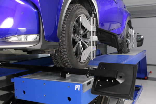 Стенд сход развал ТехноВектор Т6202 FREE MOTION, стойка "Т"-серии Стенд сход развал ТехноВектор Т6202 FREE MOTION, стойка "Т"-серии